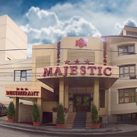 Hotel Majestic ヤシ エクステリア 写真